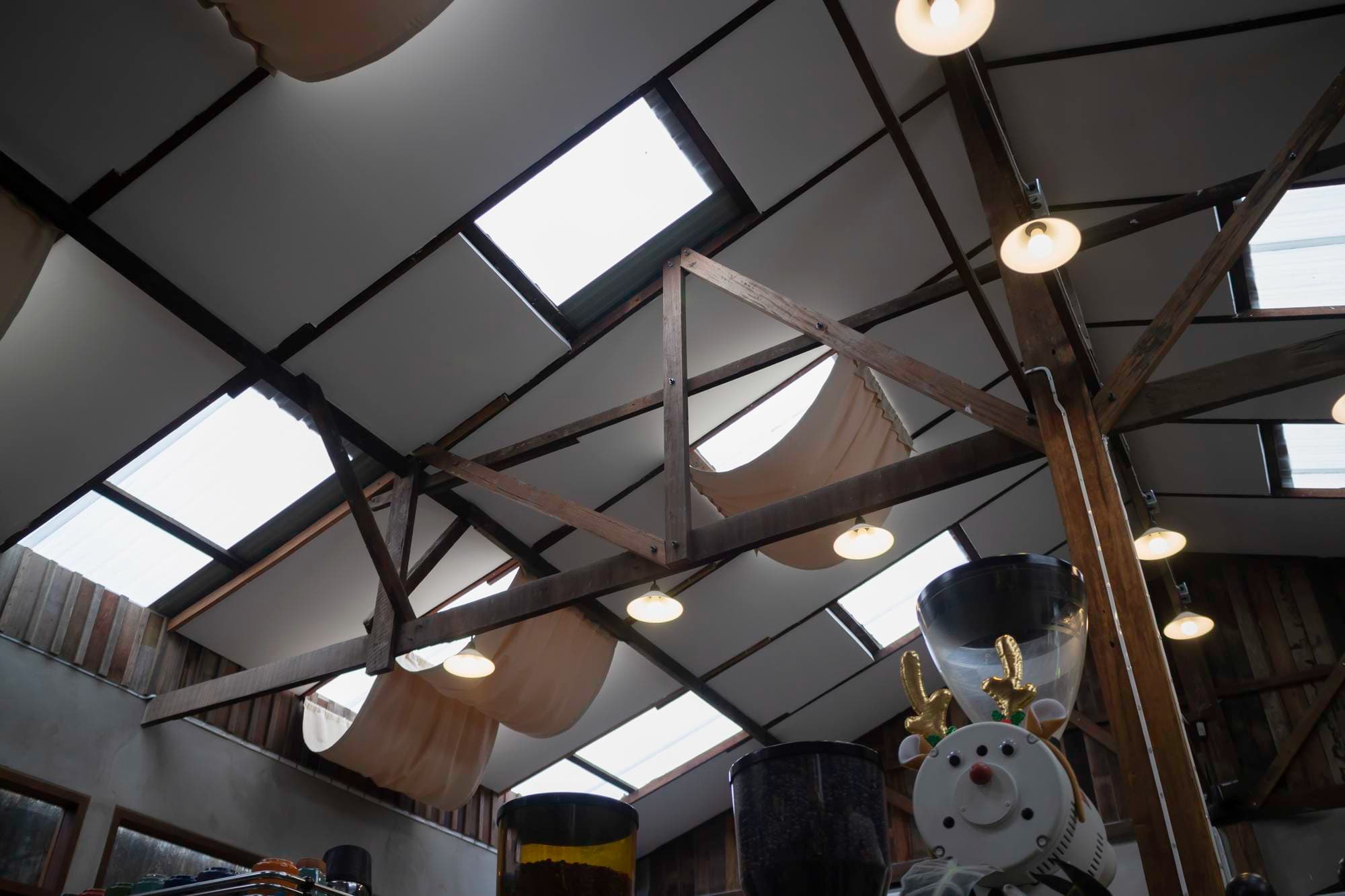 Lighting and utilities site